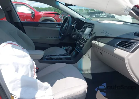 2016 Hyundai Sonata Se from USA, damaged, VIN 5NPE24AF4GH339271